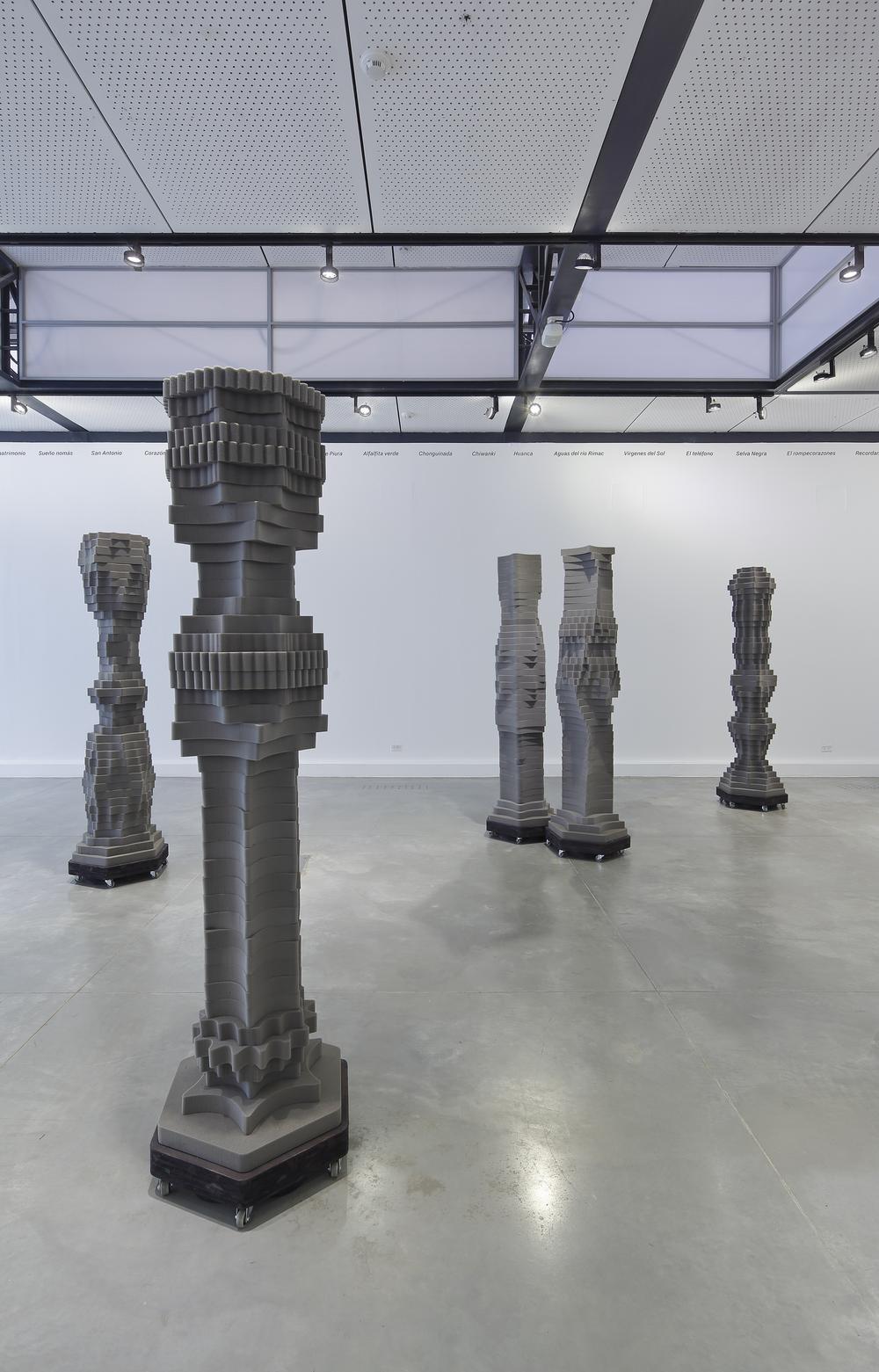 VERA Installation at MAC Lima - Visitors interacting with sculptures